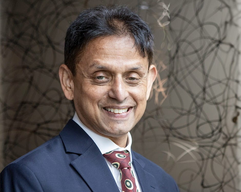 Girish Gaitonde, ’89 Headshot